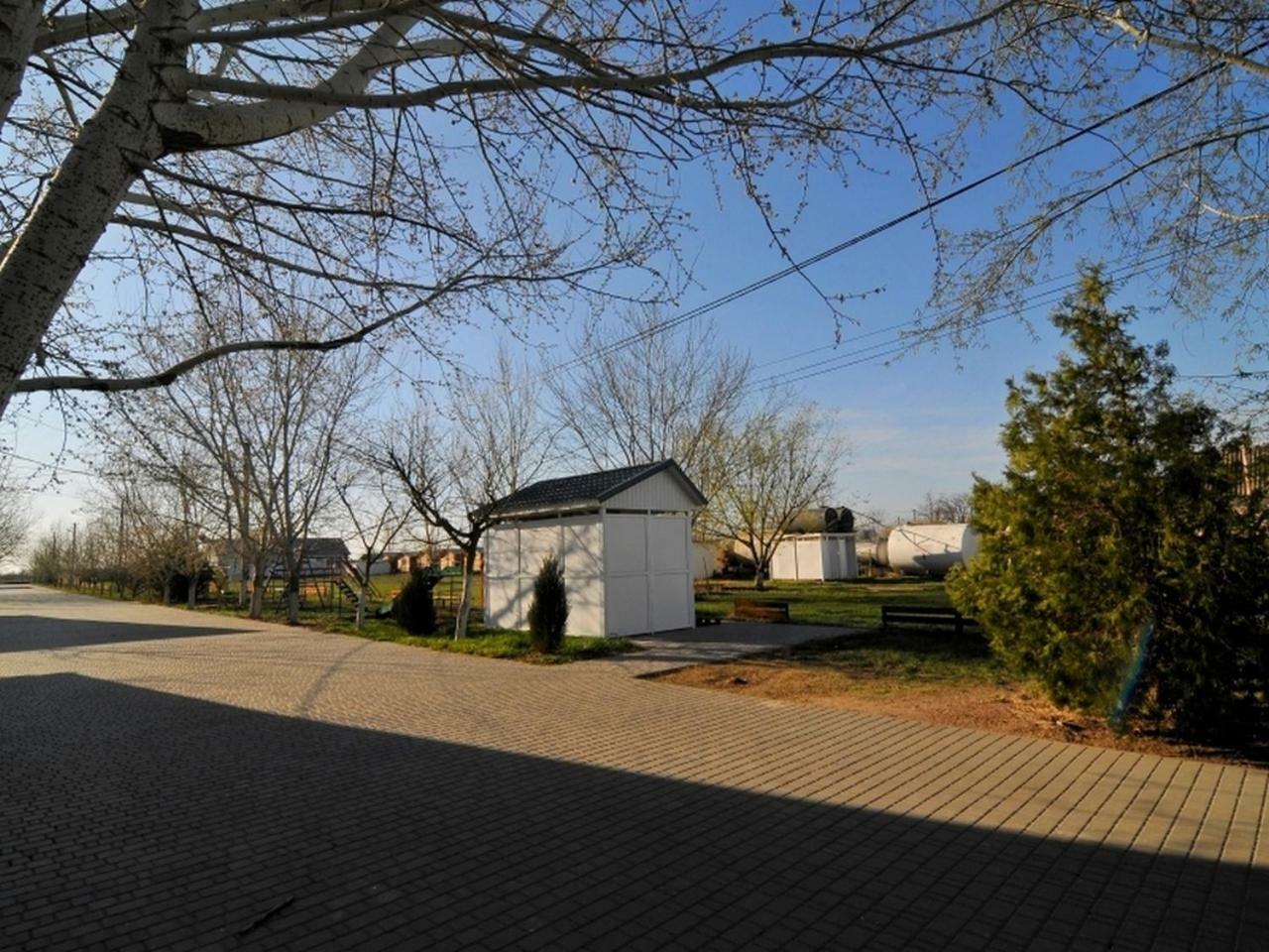 База Відпочинку "Сонячна" Primorskoje Exteriör bild